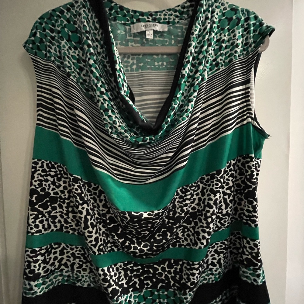 Jones Studio Green and Black Multi Patterned Blouse